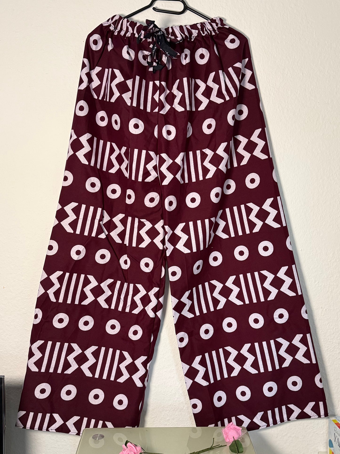 Pantalon culturel mixte rouge bordeaux